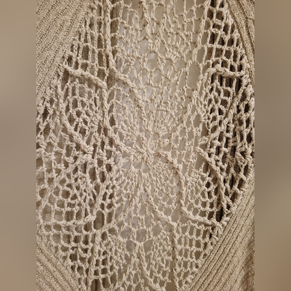 Fever brand cardigan with crocheted back, size medium - Picture 4 of 4